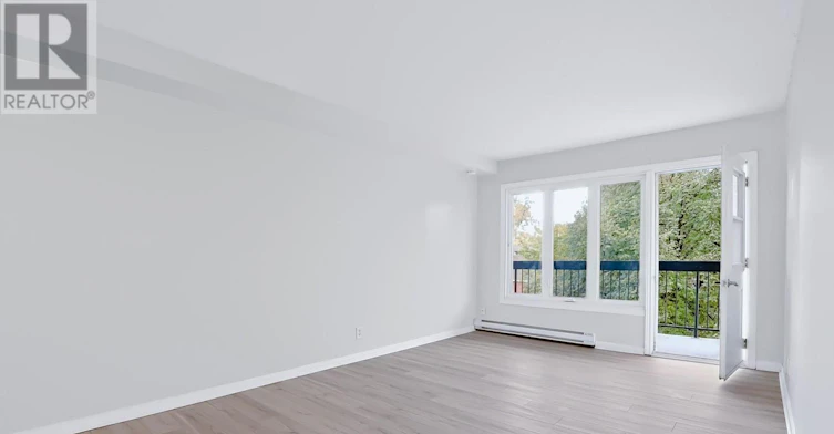 203 158a Mcarthur Avenue, Ottawa, ON, K1L 7E7 - 8