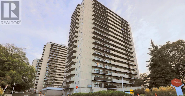 203 158a Mcarthur Avenue, Ottawa, ON, K1L 7E7