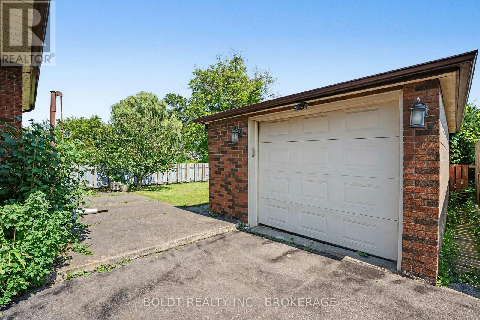 5568 Drummond Road, Niagara Falls, ON, L2G 4L3 - 12