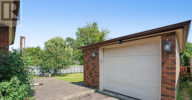 5568 Drummond Road, Niagara Falls, ON, L2G 4L3 - 12