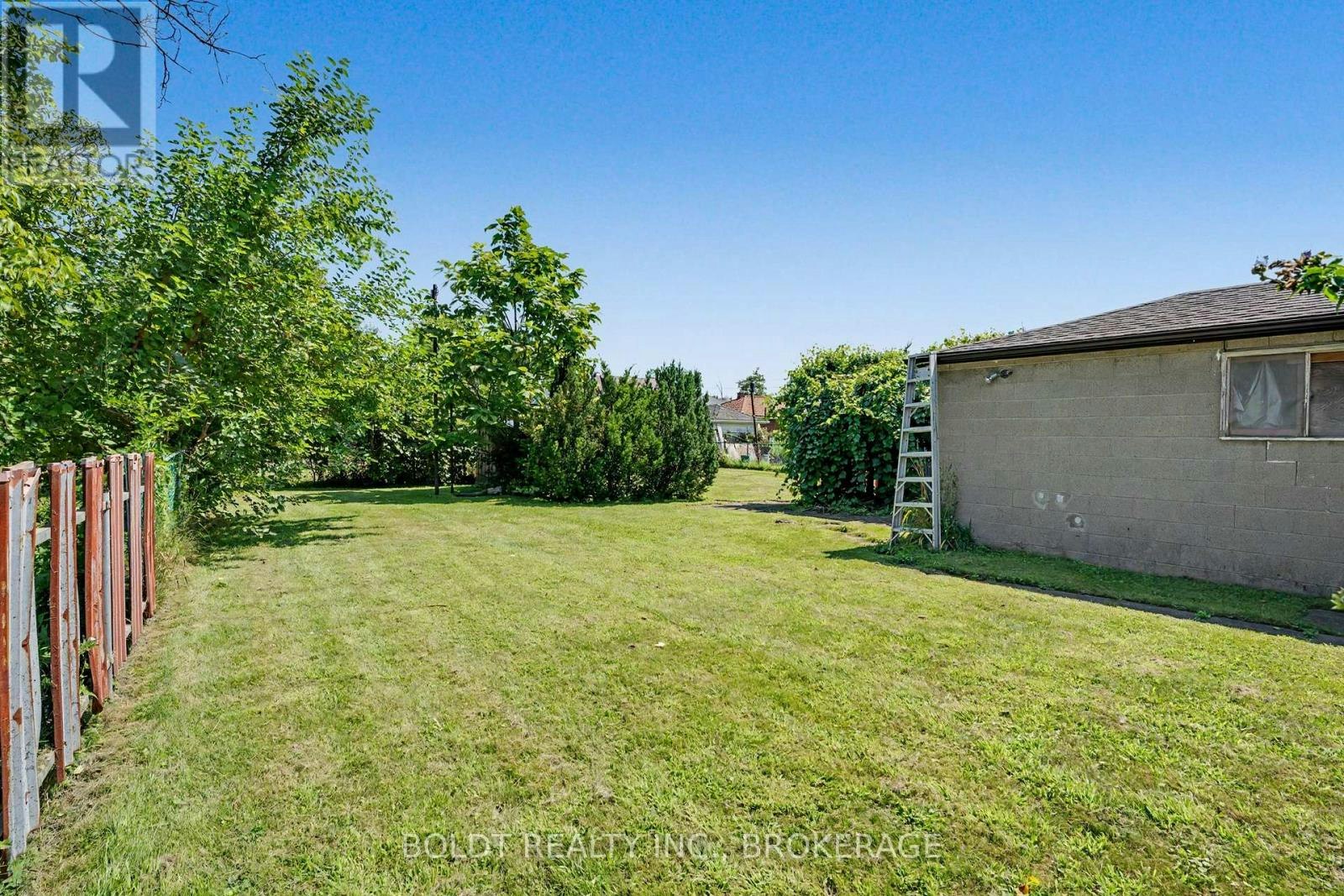 5568 Drummond Road, Niagara Falls, ON, L2G 4L3 - 14