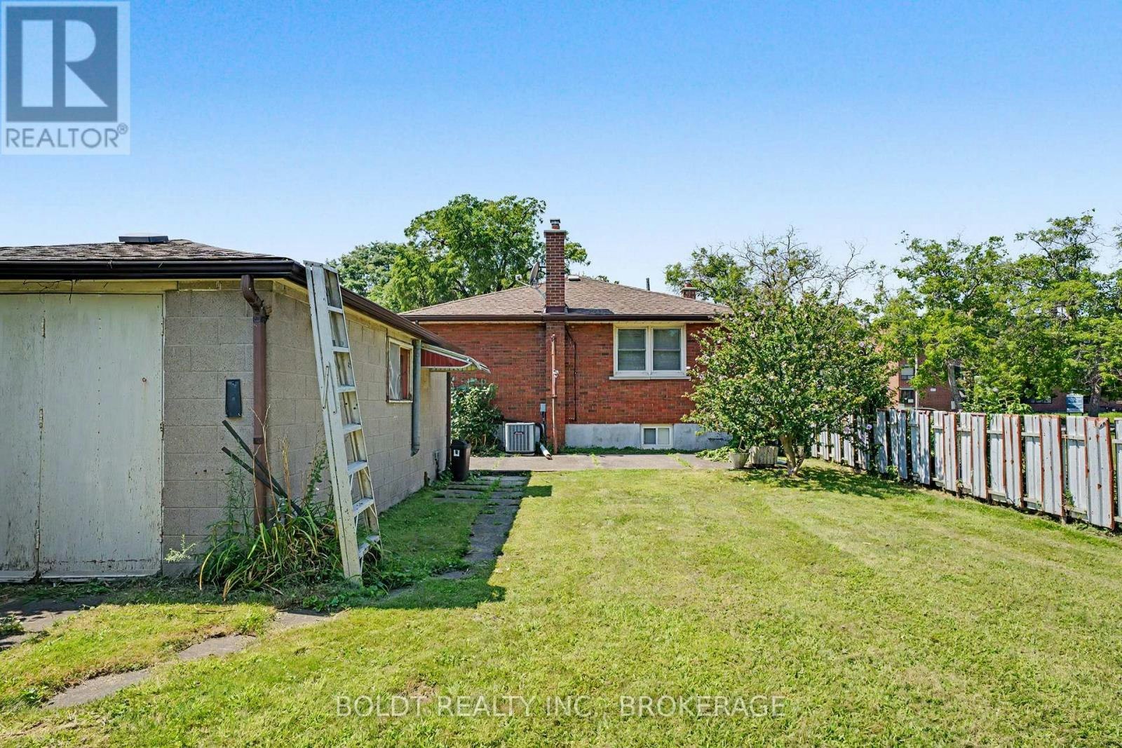 5568 Drummond Road, Niagara Falls, ON, L2G 4L3 - 13