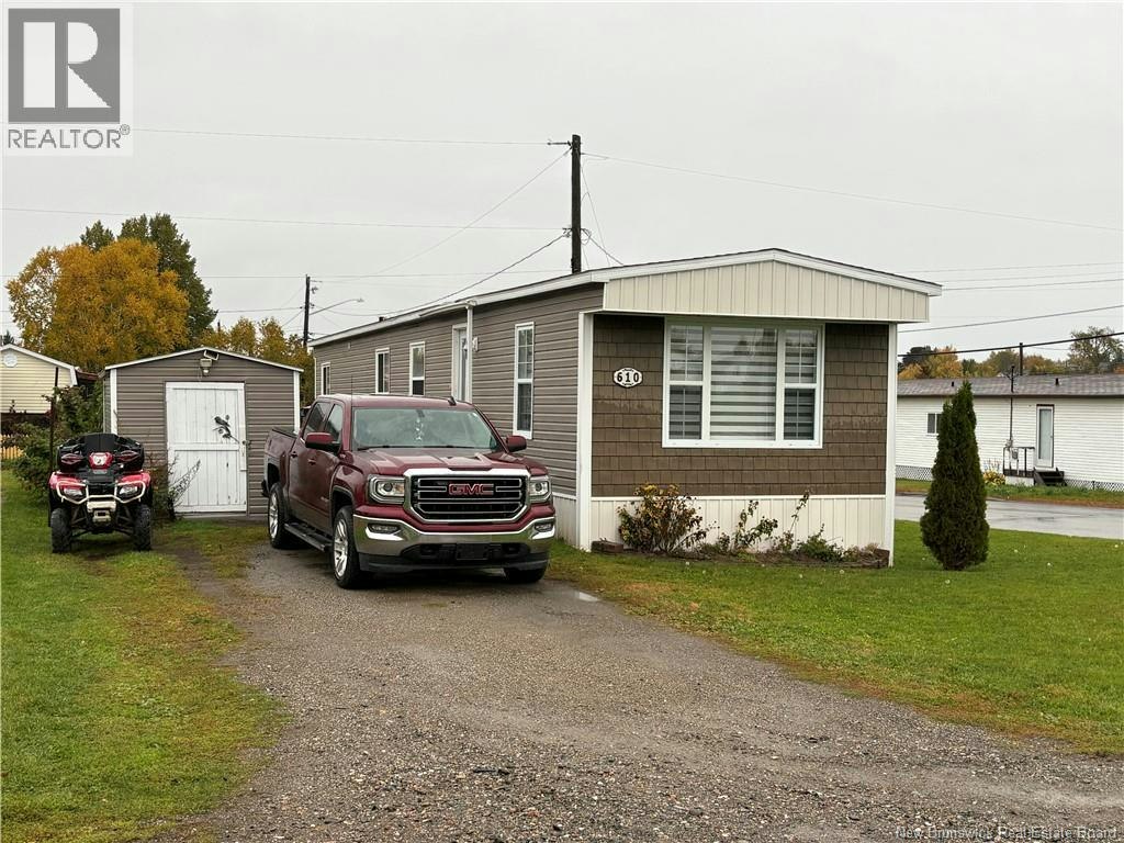 610 College Street, Bathurst, NB, E2A 2T6