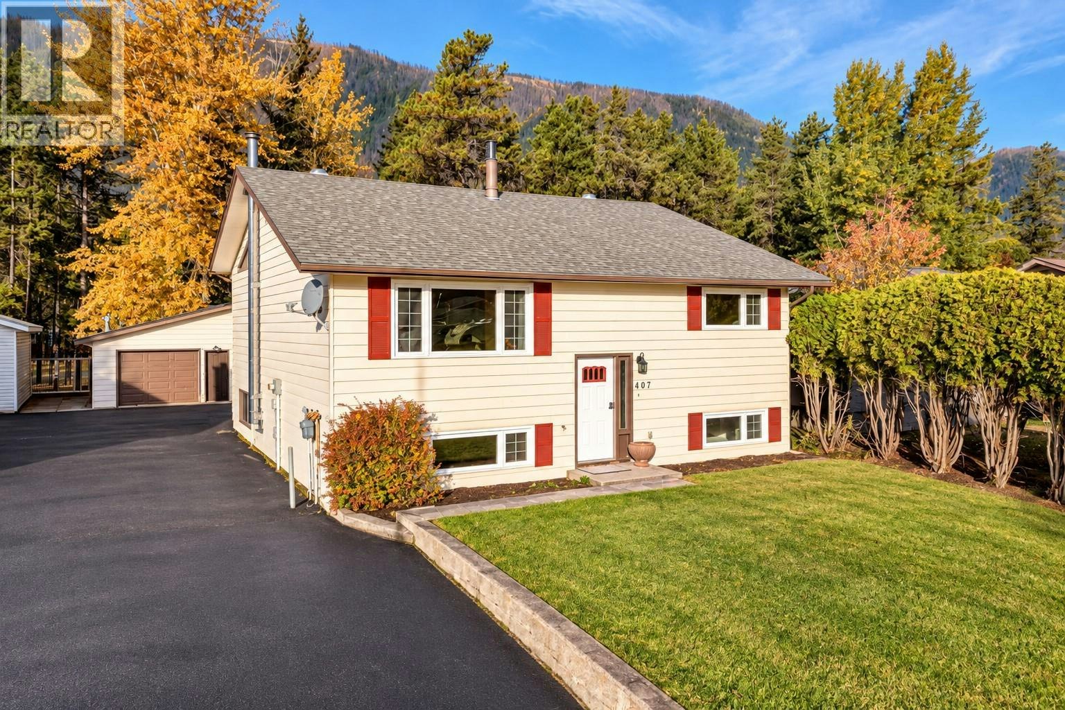 407 Maple Street, Sparwood, BC, V0B 2G0