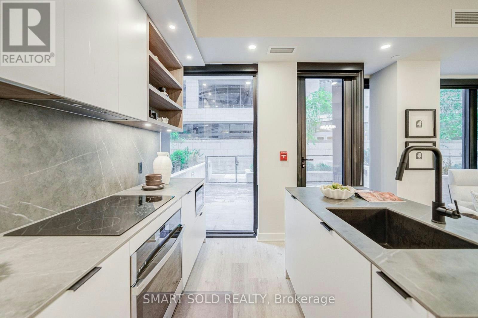 TH05-55 Charles Street E, Toronto, ON, M4Y 0J1 - 8