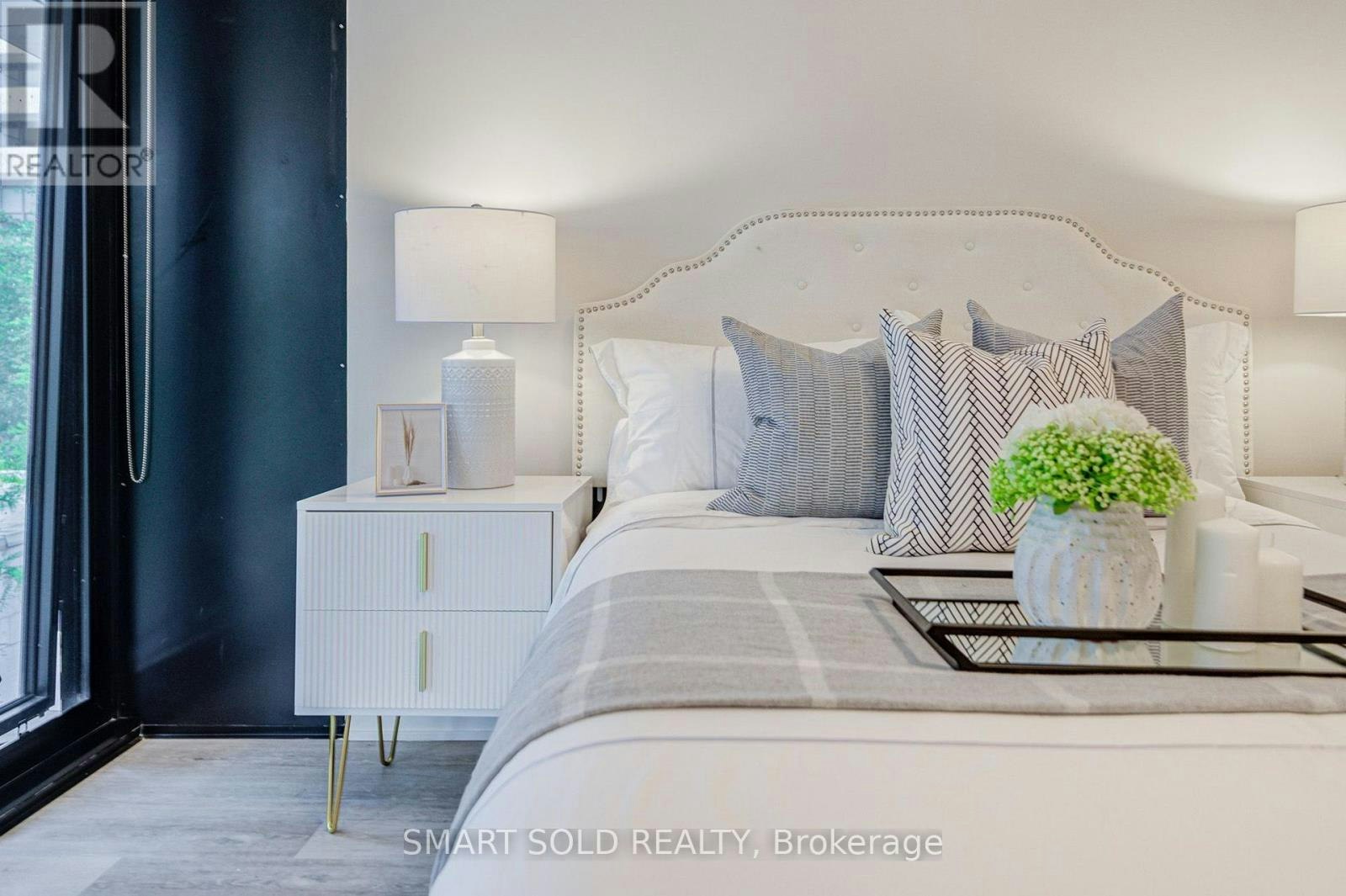 TH05-55 Charles Street E, Toronto, ON, M4Y 0J1 - 12