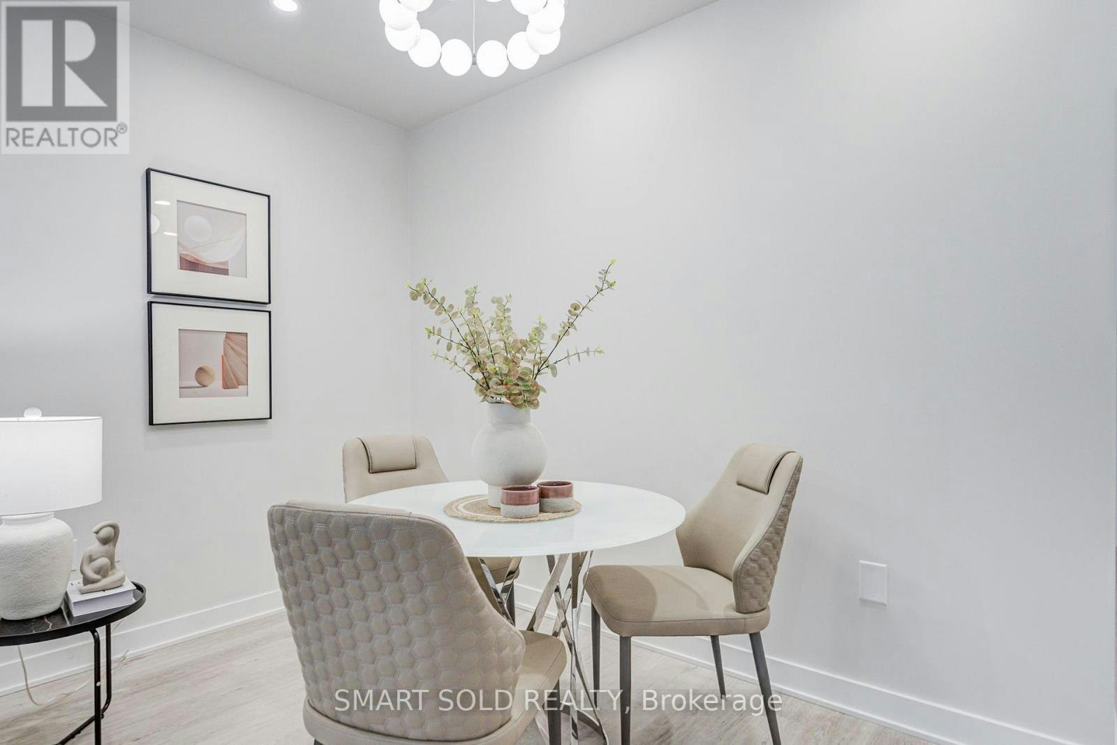 TH05-55 Charles Street E, Toronto, ON, M4Y 0J1 - 5