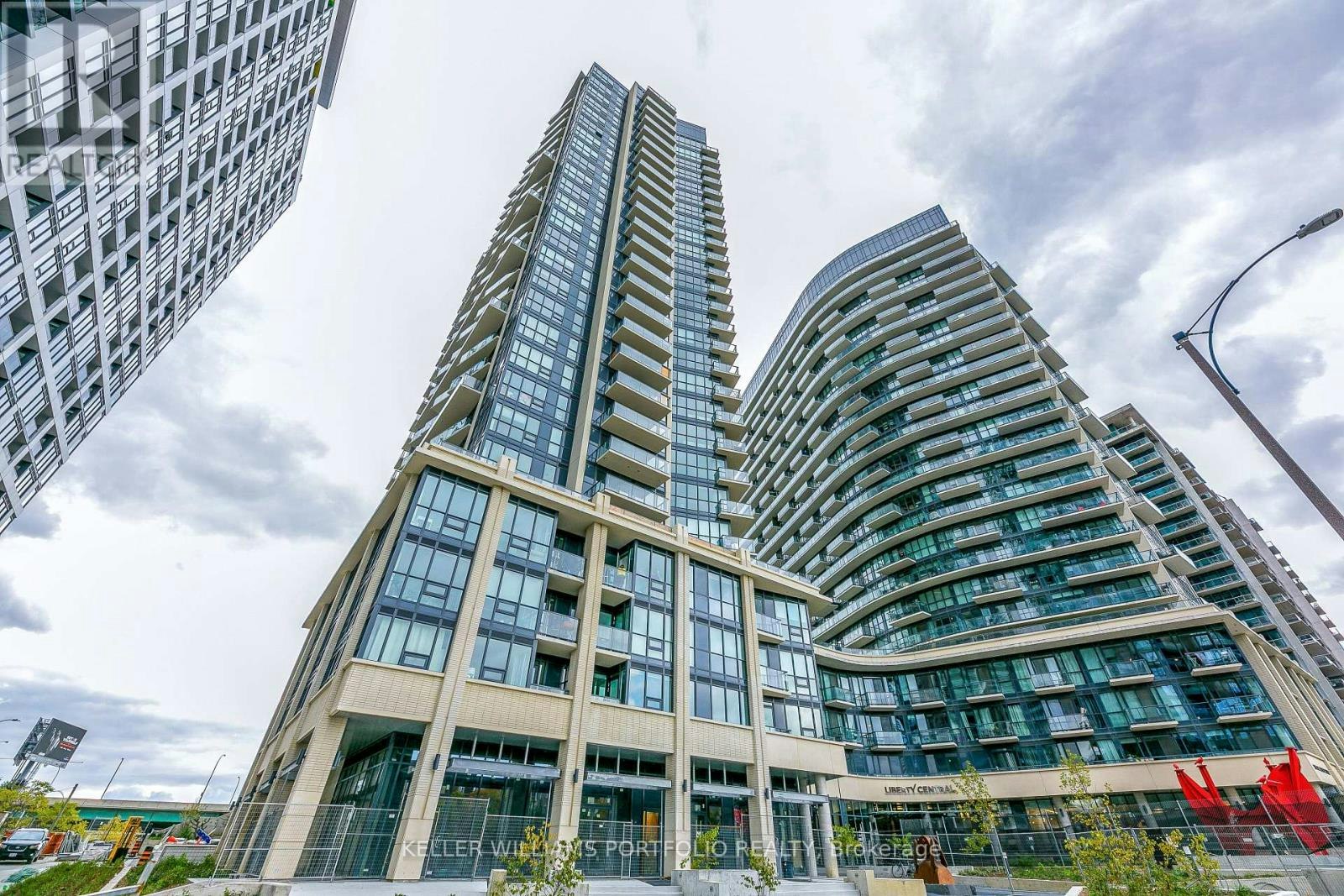 204-49 Liberty Street EAST, Toronto, ON, M6K 0B2 - 2