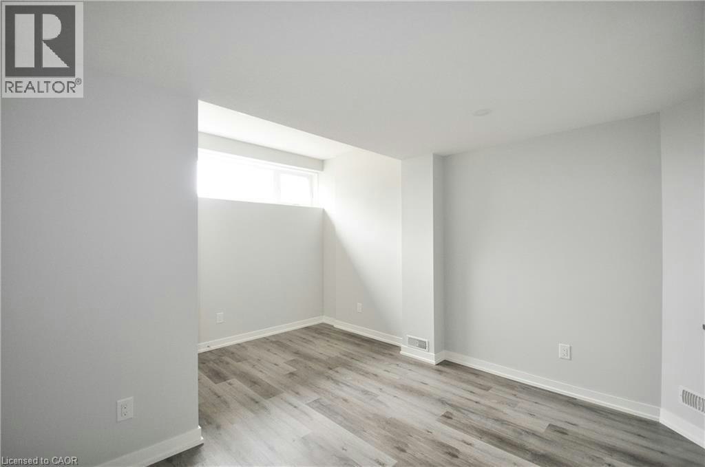 1-22 St Andrews Street, Cambridge, ON, N1S 1M4 - 8