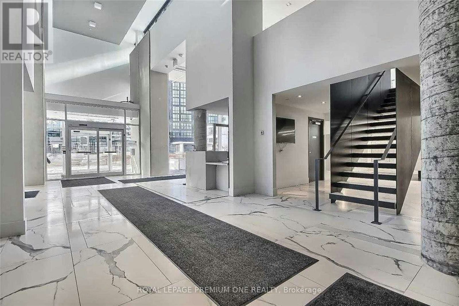 1409-2916 7 Highway Road, Vaughan, ON, L4K 0K6 - 2