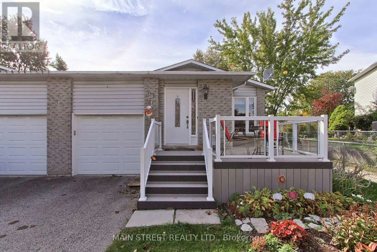 61 Hudson Crescent, Bradford West Gwillimbury, ON, L3Z 2K1