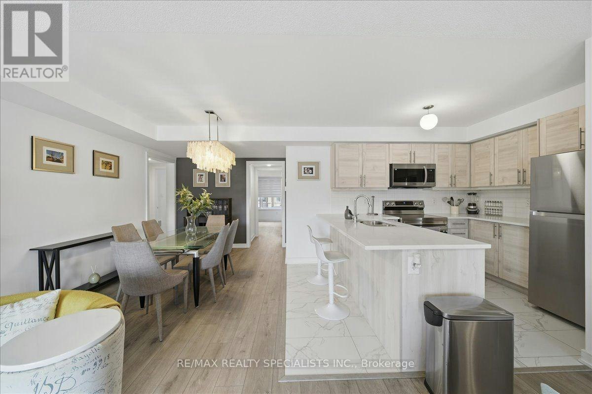 32 Magnolia Lane, Barrie, ON, L9J 0N9 - 5