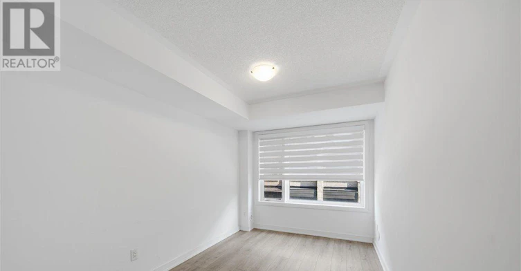 32 Magnolia Lane, Barrie, ON, L9J 0N9 - 13