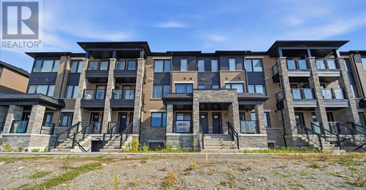32 Magnolia Lane, Barrie, ON, L9J 0N9 - 16