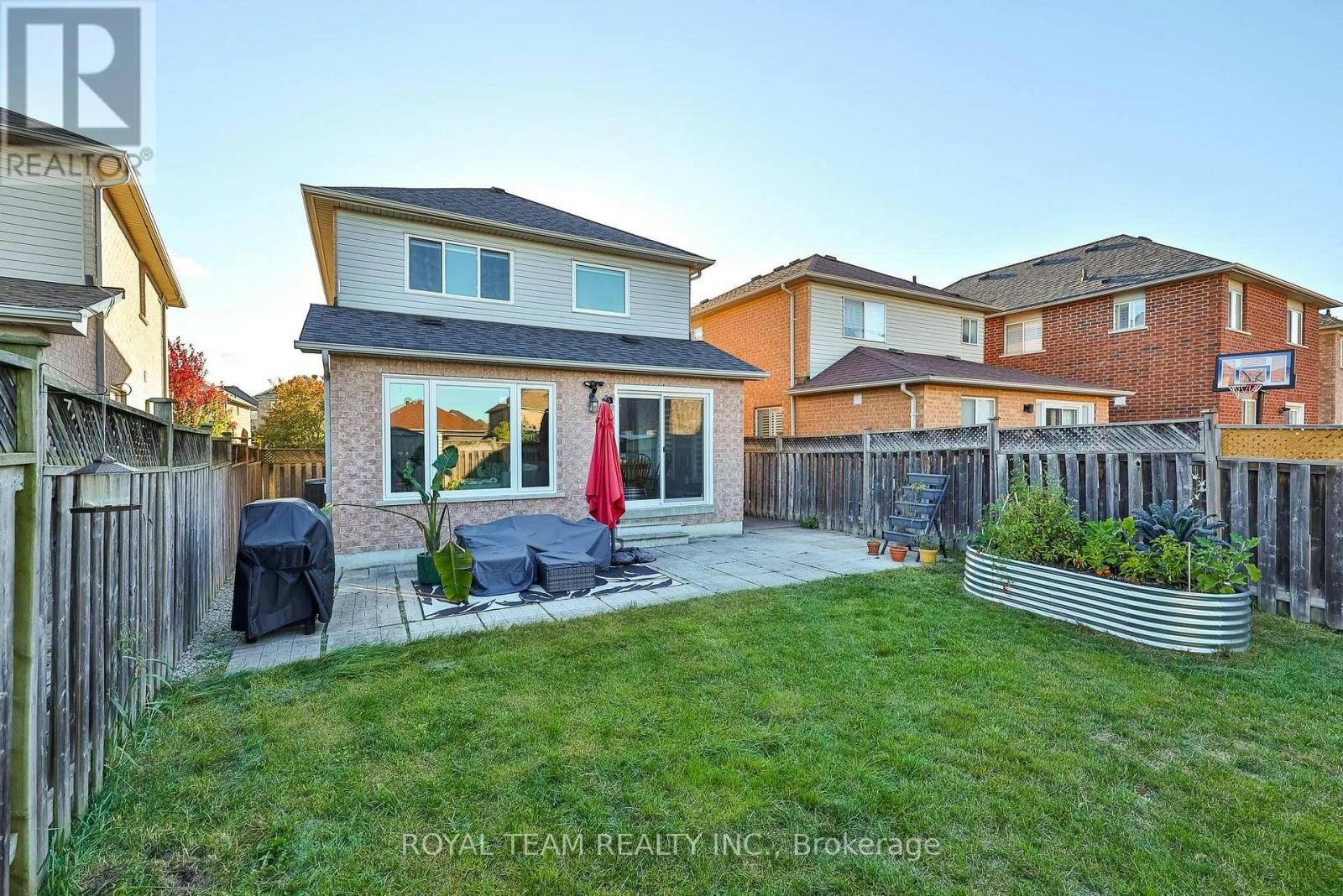 40 Emily Carr Crescent, Caledon, ON, L7E 2K9 - 32