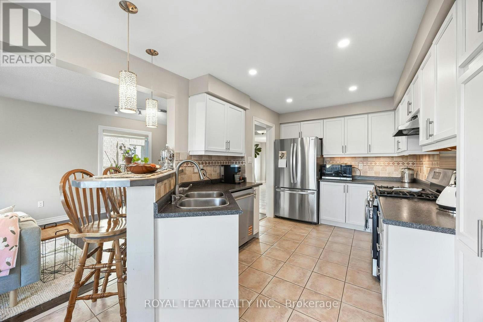 40 Emily Carr Crescent, Caledon, ON, L7E 2K9 - 11