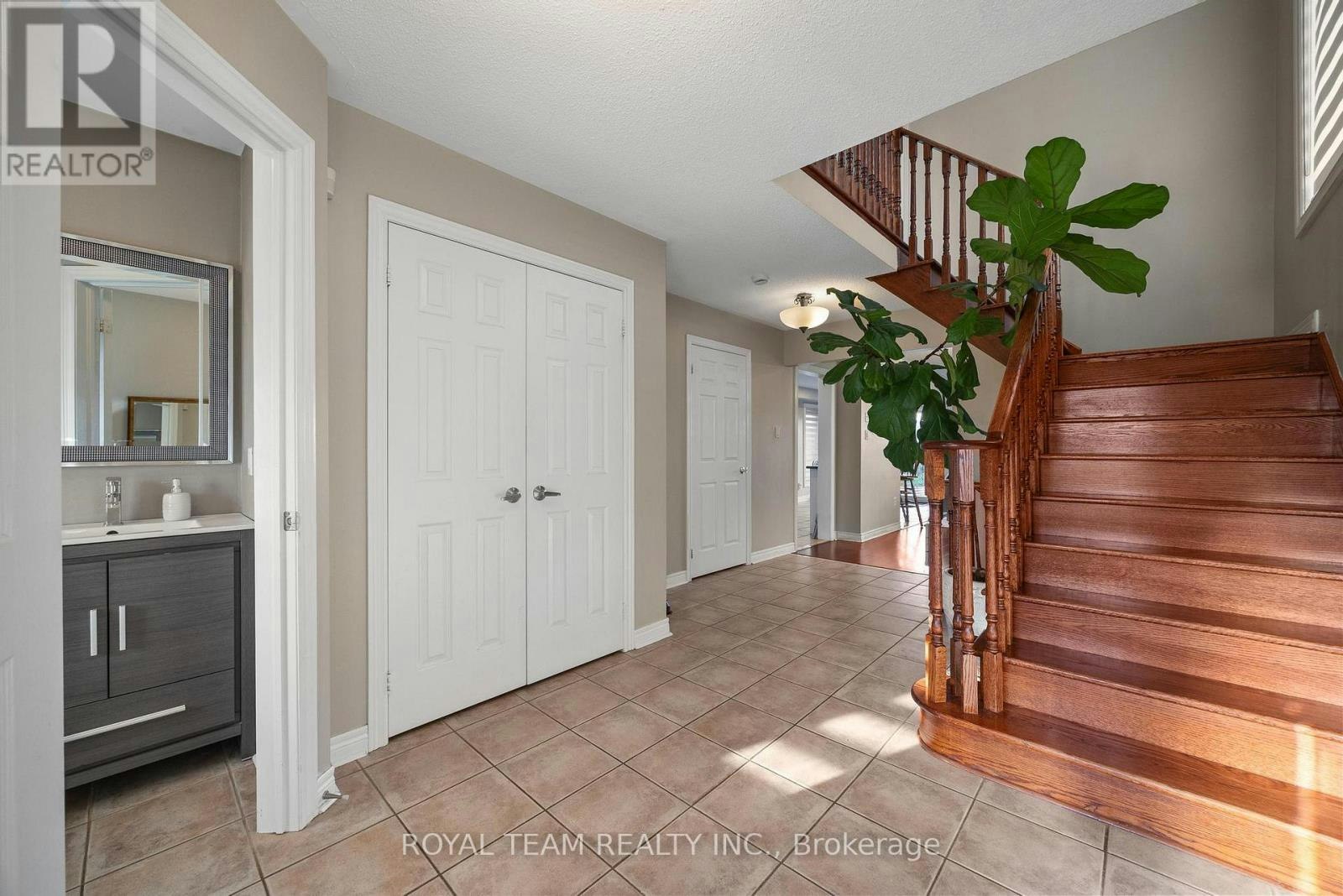 40 Emily Carr Crescent, Caledon, ON, L7E 2K9 - 4