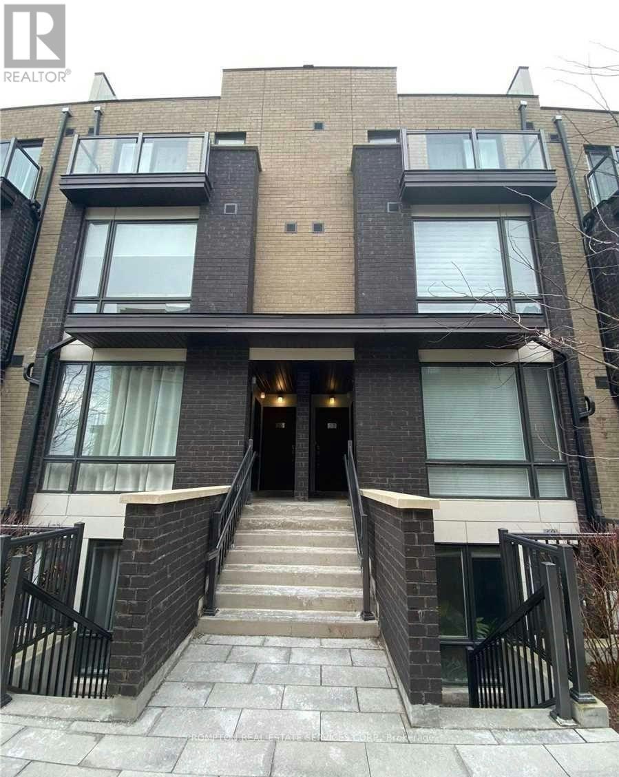 59-28 Fieldway Road, Toronto, ON, M8Z 0E3
