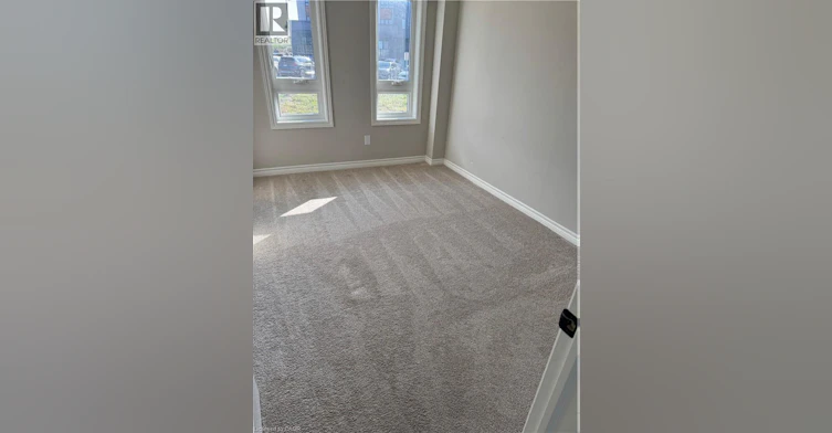 39-265 Chapel Hill Drive, Kitchener, ON, N2R 0S4 - 8