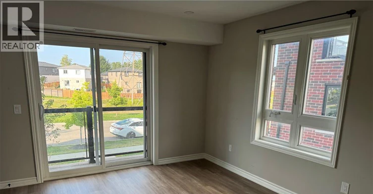 39-265 Chapel Hill Drive, Kitchener, ON, N2R 0S4 - 2