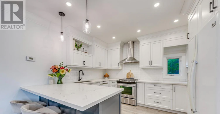 6 Rembe Avenue, Hamilton, ON, L8H 7G6 - 17