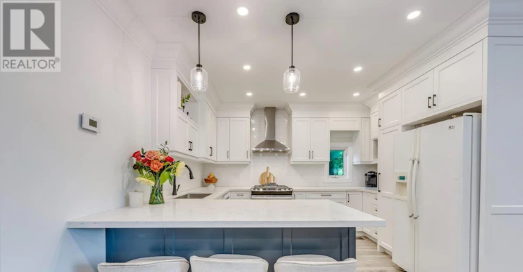 6 Rembe Avenue, Hamilton, ON, L8H 7G6 - 16