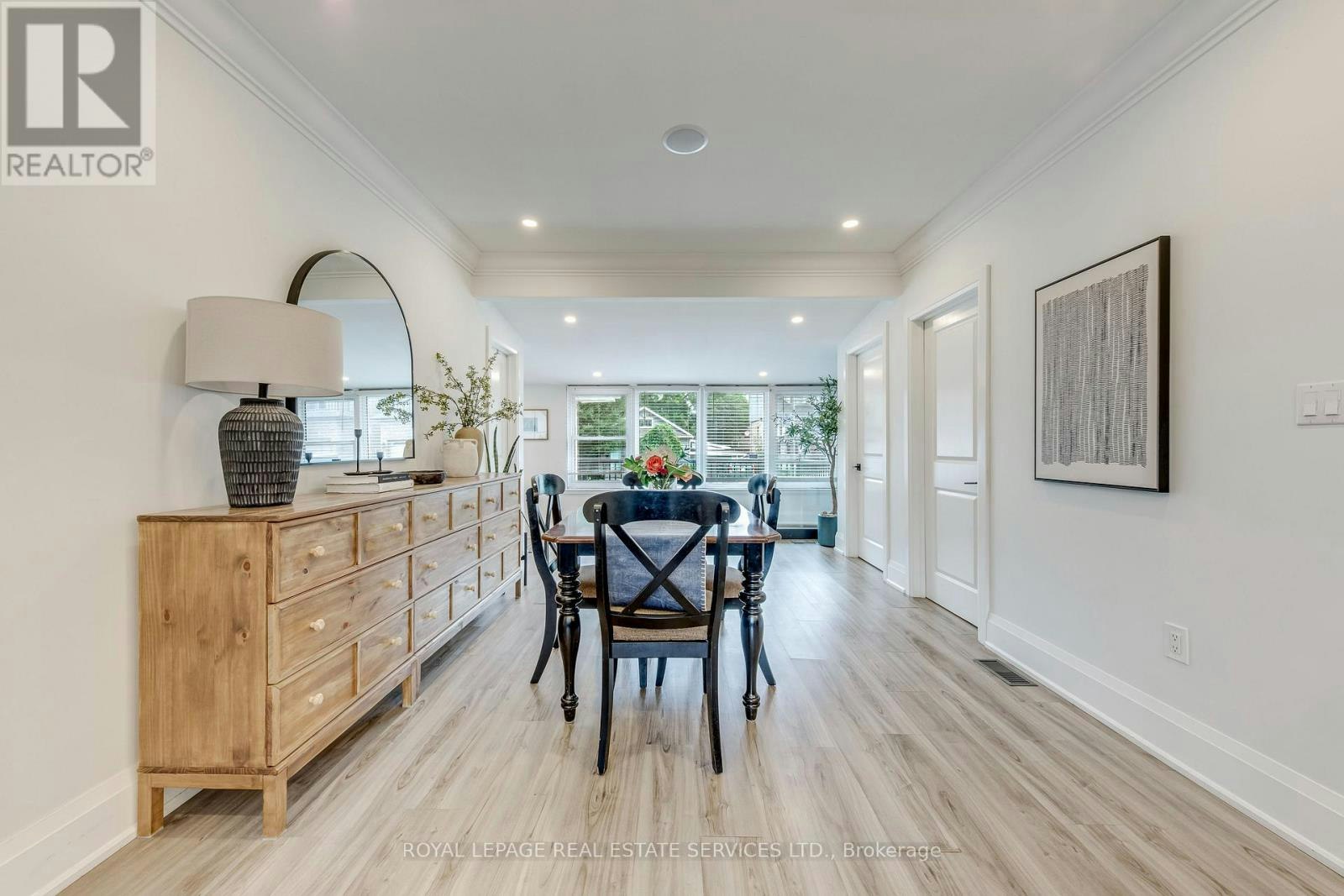6 Rembe Avenue, Hamilton, ON, L8H 7G6 - 11