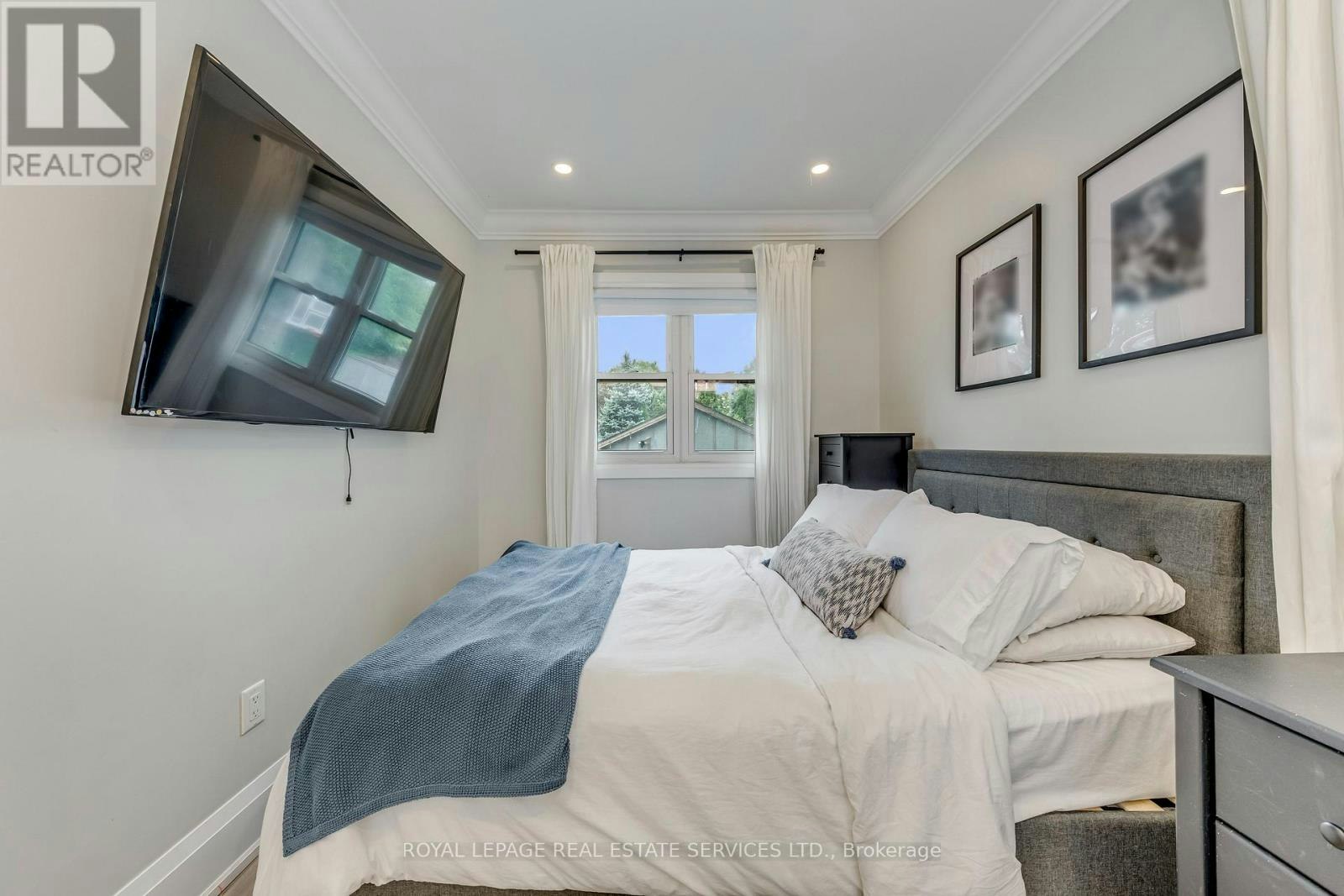 6 Rembe Avenue, Hamilton, ON, L8H 7G6 - 24