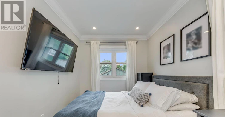 6 Rembe Avenue, Hamilton, ON, L8H 7G6 - 24