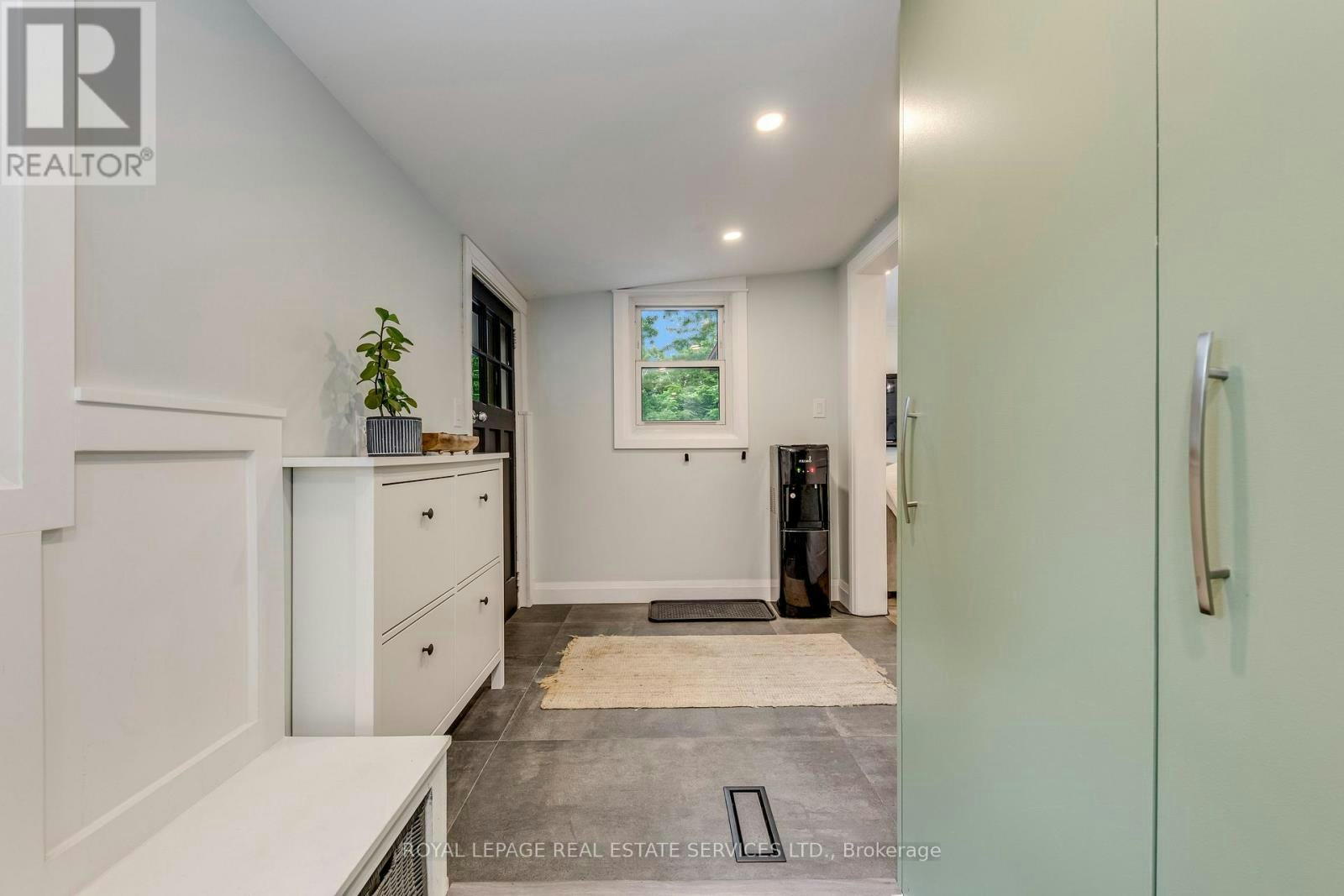 6 Rembe Avenue, Hamilton, ON, L8H 7G6 - 34