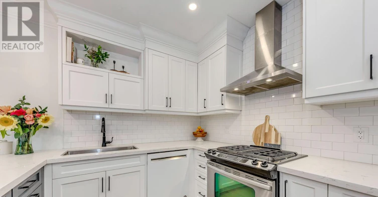 6 Rembe Avenue, Hamilton, ON, L8H 7G6 - 21