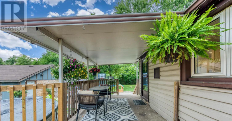 6 Rembe Avenue, Hamilton, ON, L8H 7G6 - 44