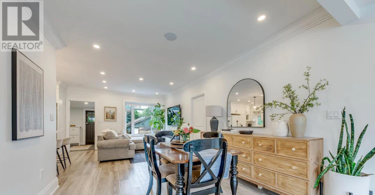 6 Rembe Avenue, Hamilton, ON, L8H 7G6 - 9