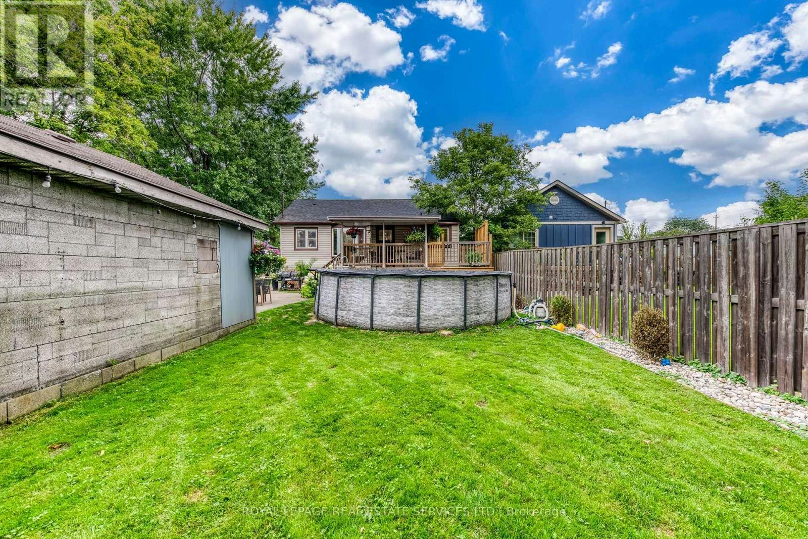 6 Rembe Avenue, Hamilton, ON, L8H 7G6 - 39