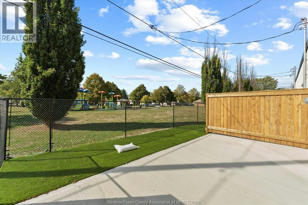4-2275 Wellesley Avenue, Windsor, ON, N8W 2G1 - 25