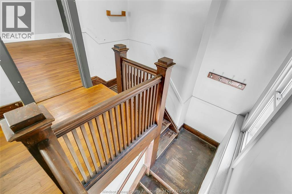 31 2ND FLOOR-33 Giles, Windsor, ON, N9A 4B6 - 23