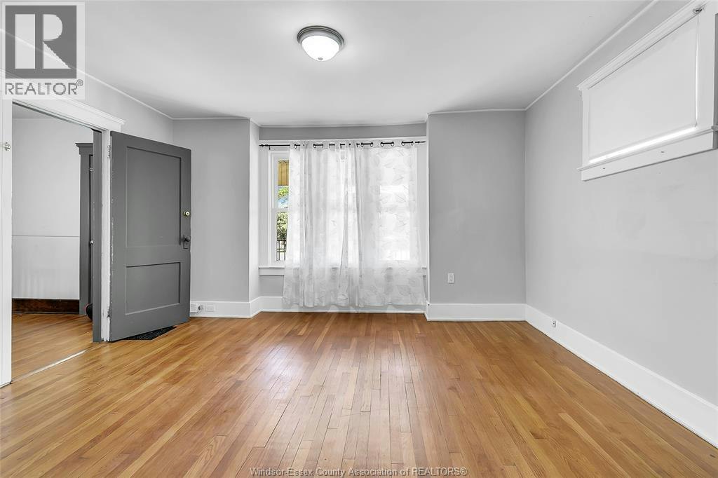 31 2ND FLOOR-33 Giles, Windsor, ON, N9A 4B6 - 13