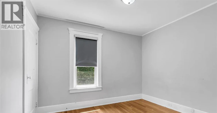 31 2ND FLOOR-33 Giles, Windsor, ON, N9A 4B6 - 19