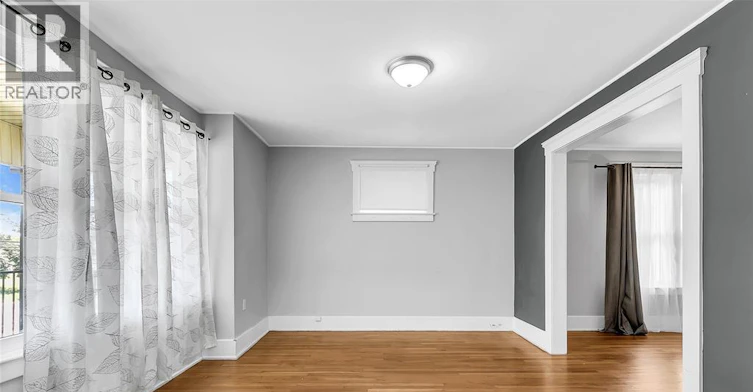 31 2ND FLOOR-33 Giles, Windsor, ON, N9A 4B6 - 11