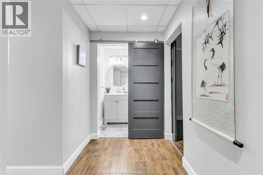 31 2ND FLOOR-33 Giles, Windsor, ON, N9A 4B6 - 7