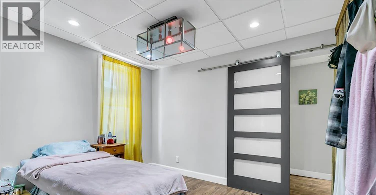31 2ND FLOOR-33 Giles, Windsor, ON, N9A 4B6 - 5