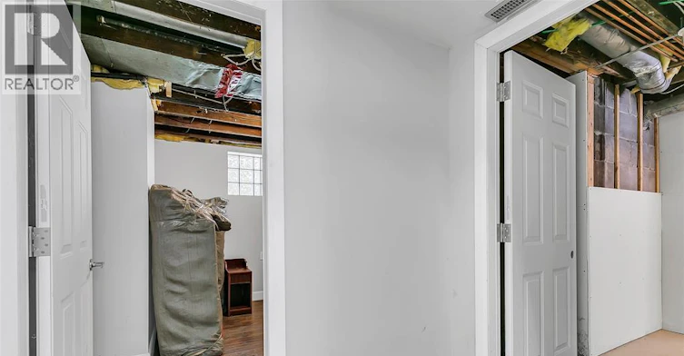 31 2ND FLOOR-33 Giles, Windsor, ON, N9A 4B6 - 26