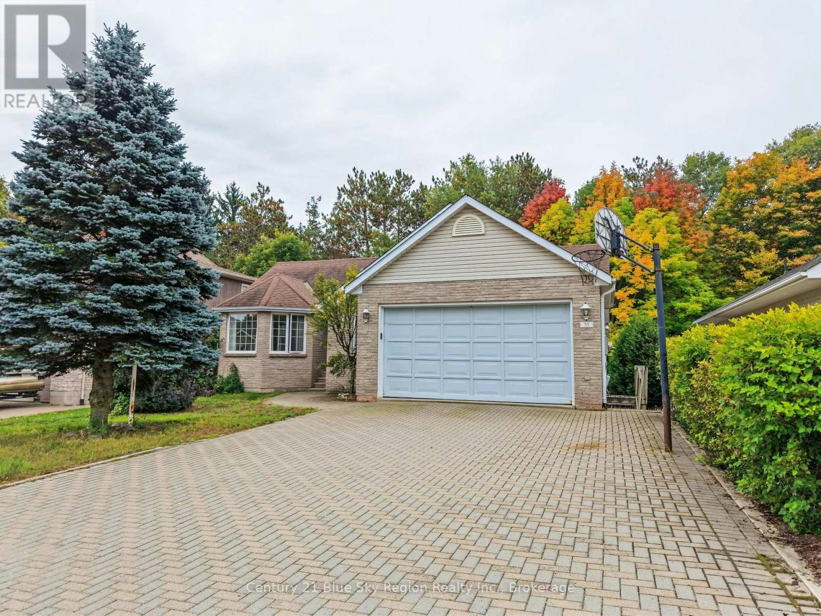 35 Janey Avenue, North Bay, ON, P1C 1N1