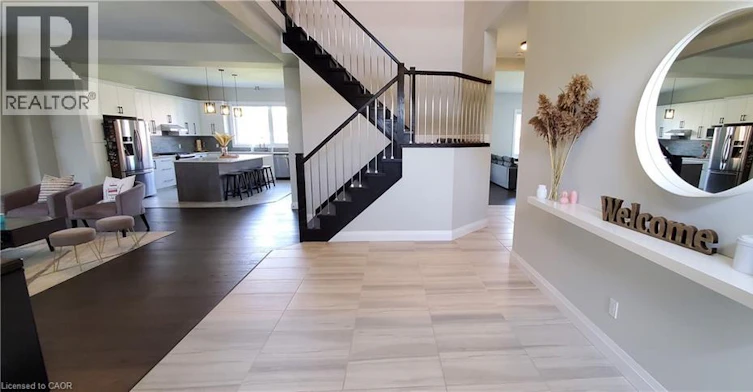 819 Sundrops Court, Waterloo, ON, N2V 0C5 - 5