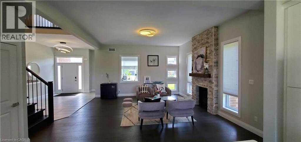 819 Sundrops Court, Waterloo, ON, N2V 0C5 - 8