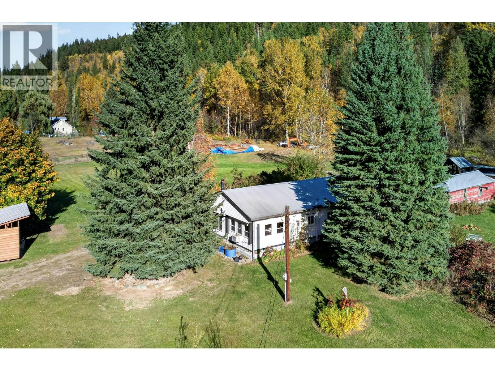 1720 Dunn Lake Road, Clearwater, BC, V0E 1N2