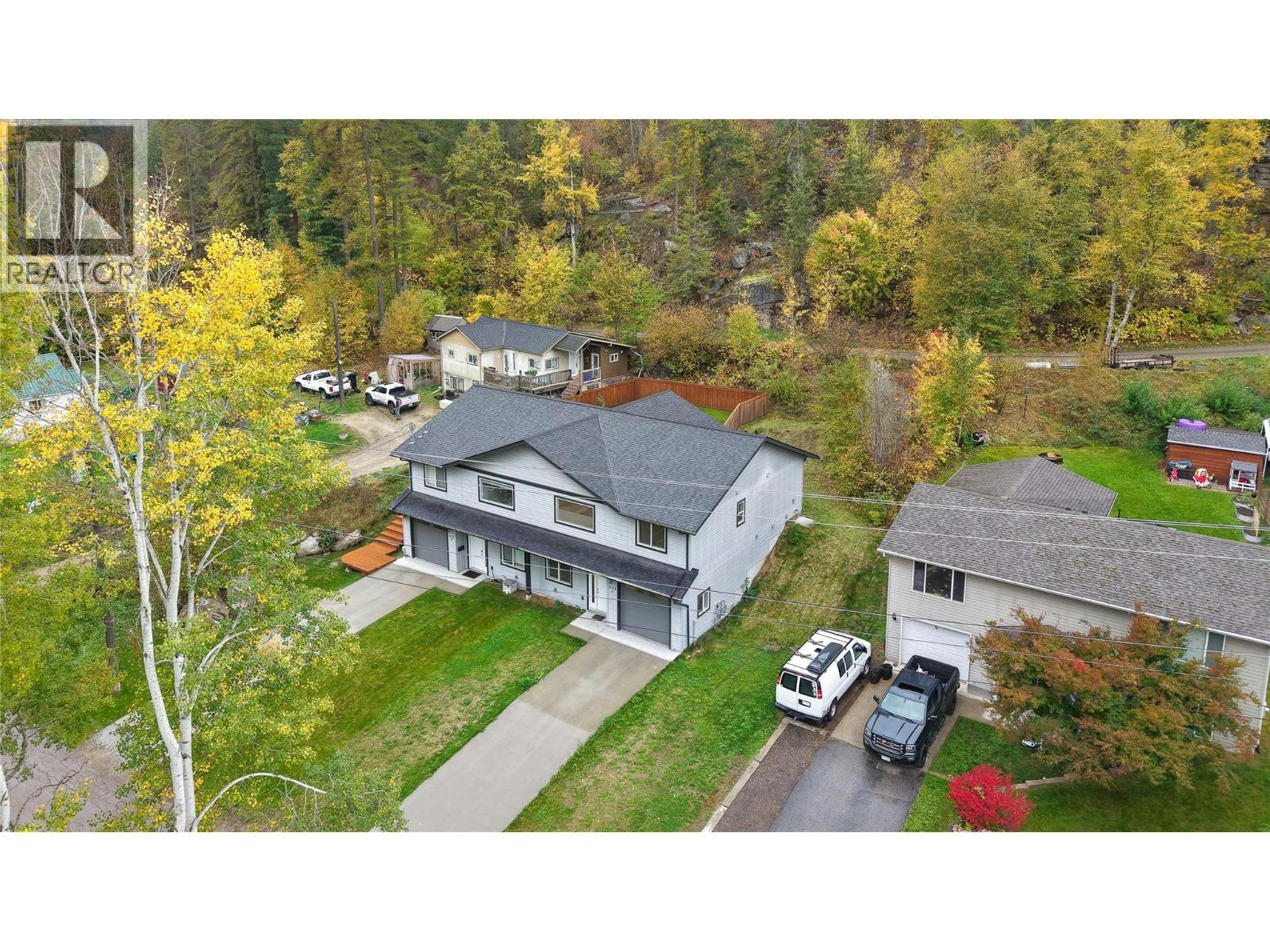 1-313 Lakeview Street, Castlegar, BC, V1N 3Y1