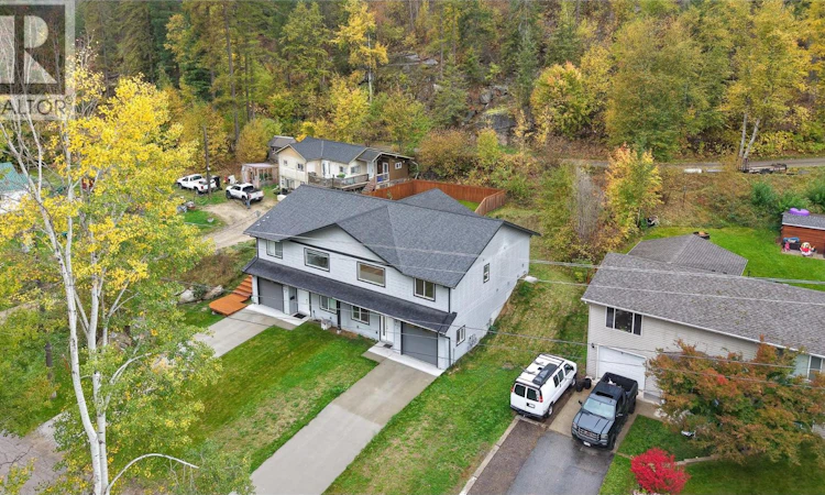 1-313 Lakeview Street
