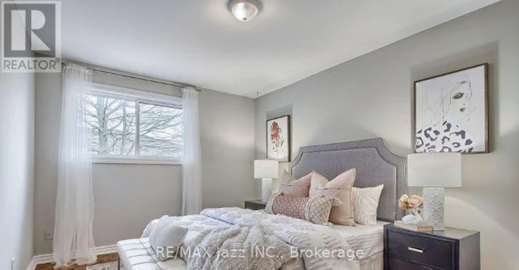 676 Mountview Place, Newmarket, ON, L3Y 3P7 - 7