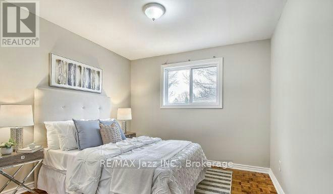 676 Mountview Place, Newmarket, ON, L3Y 3P7 - 10